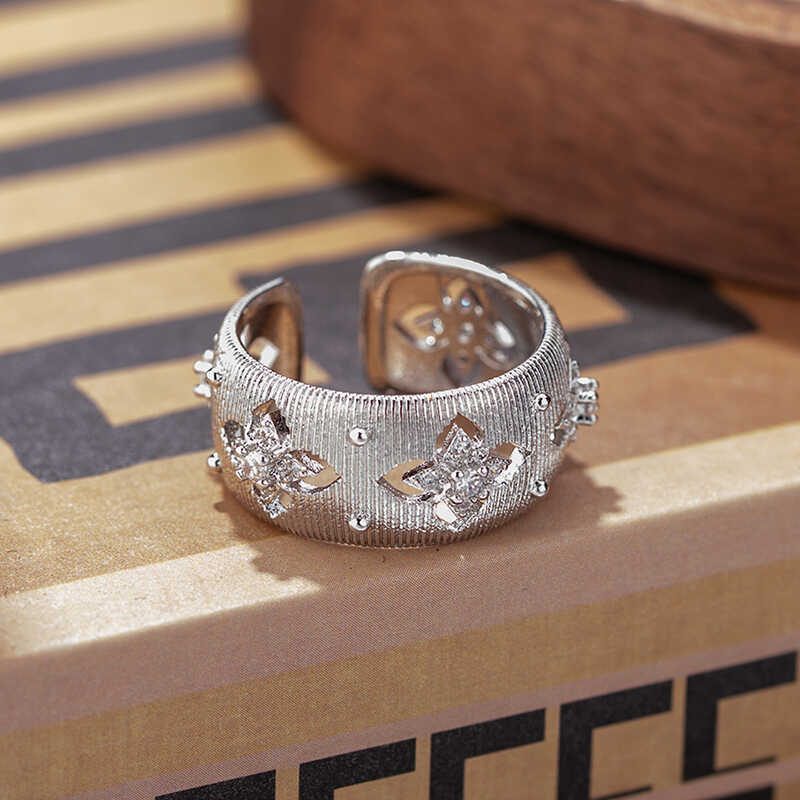 Beautiful Ring with Unique Style