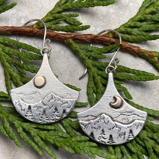 Classic Earring with Timeless Appeal