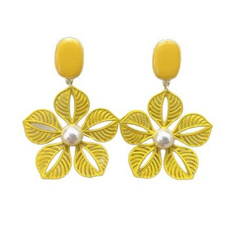 Stunning Earring for Daily Wear