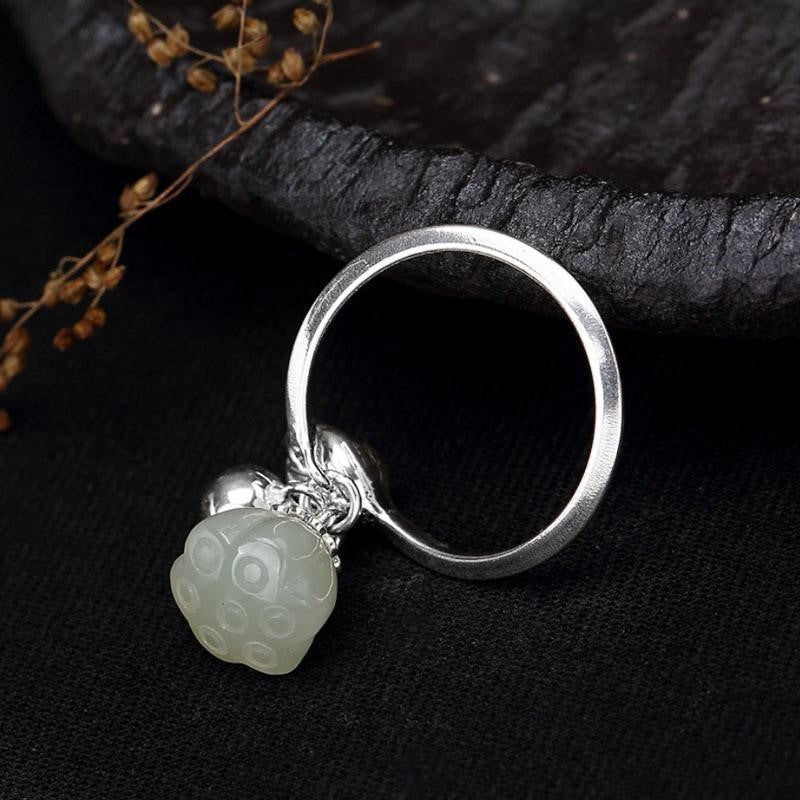 Romantic Silver Pendant for Special Moments