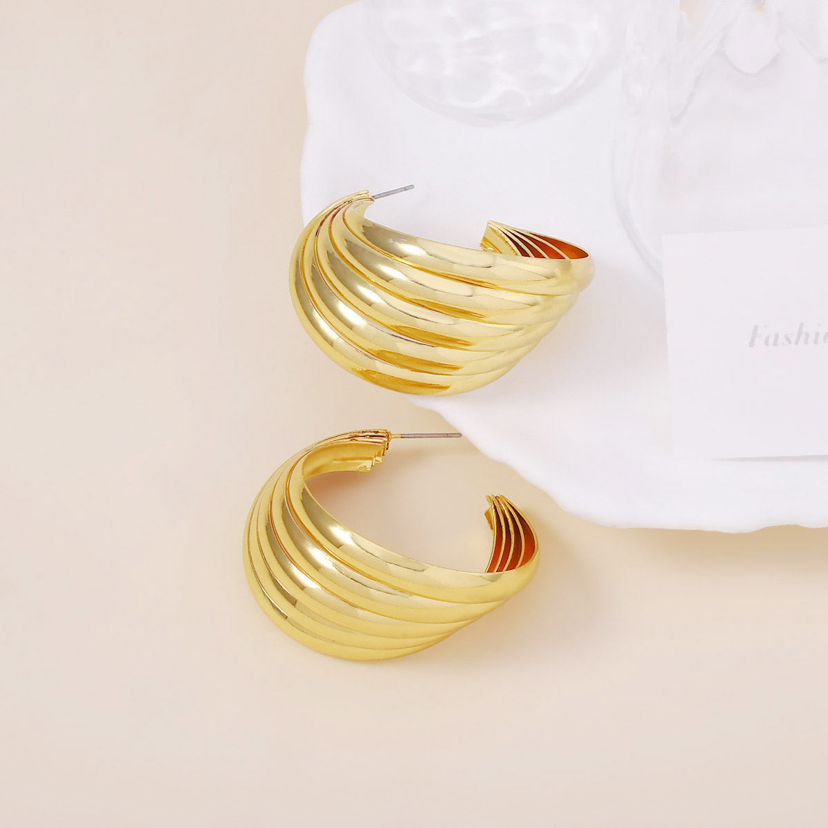 Vintage Handmade Earring