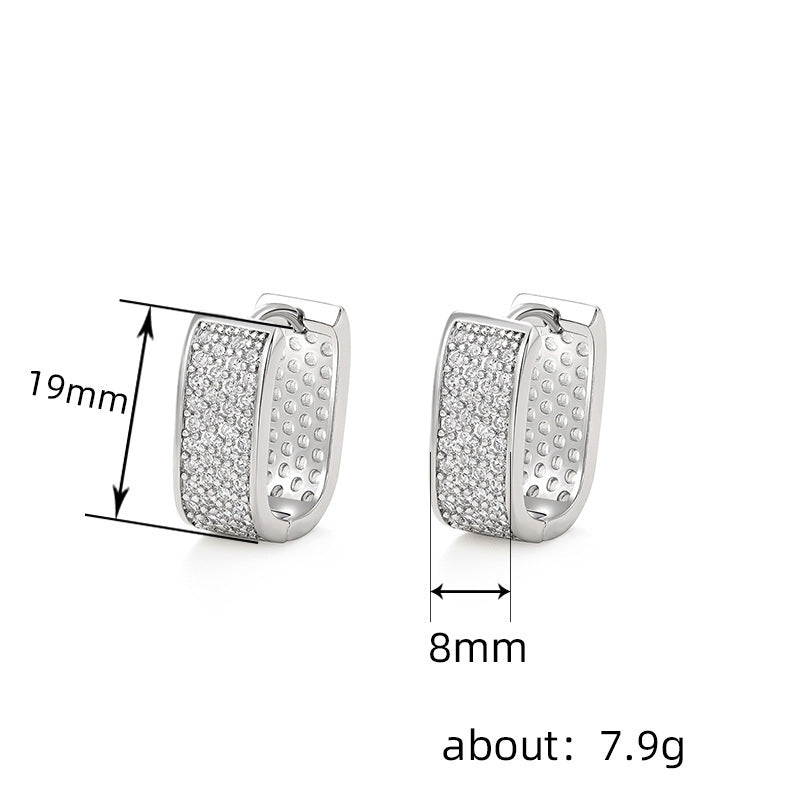 Charming Earring for Any Occasion