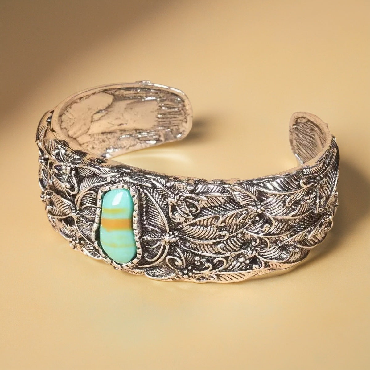 Charming Bracelet for Any Occasion