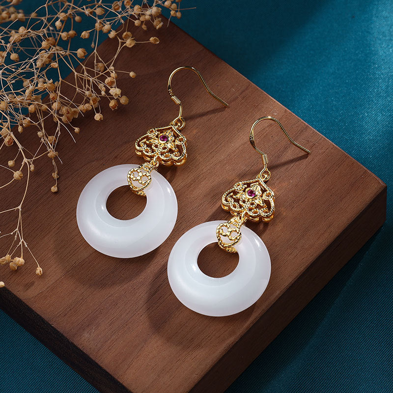 Classic Earring with Timeless Appeal
