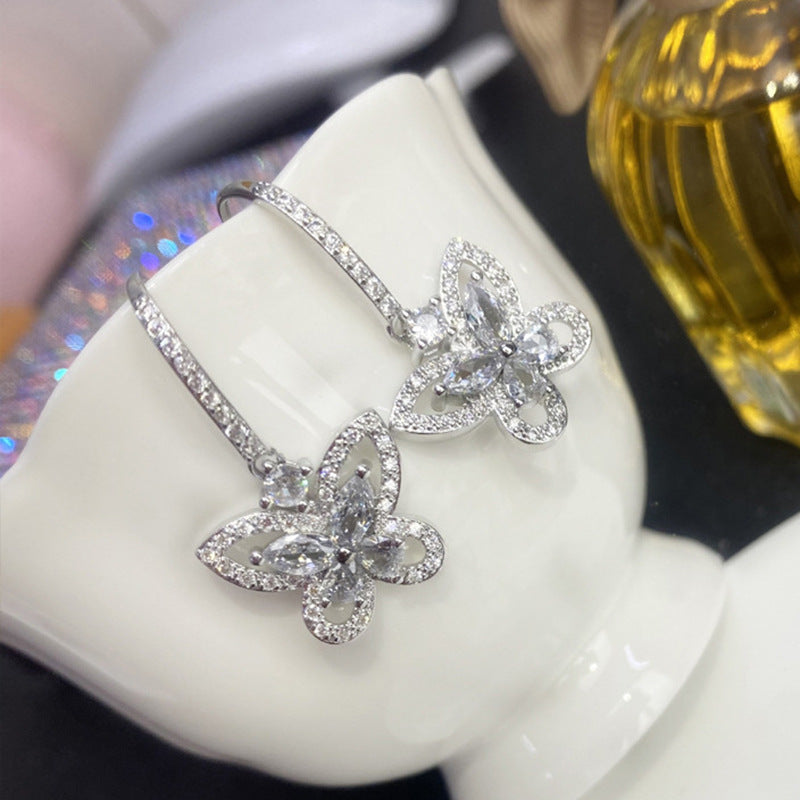 Elegant Earring for Every Occasion