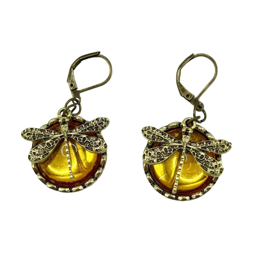 Charming Earring for Any Occasion