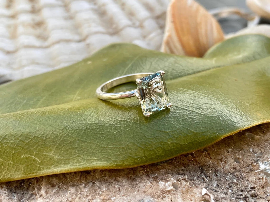 Stunning Ring for Daily Wear