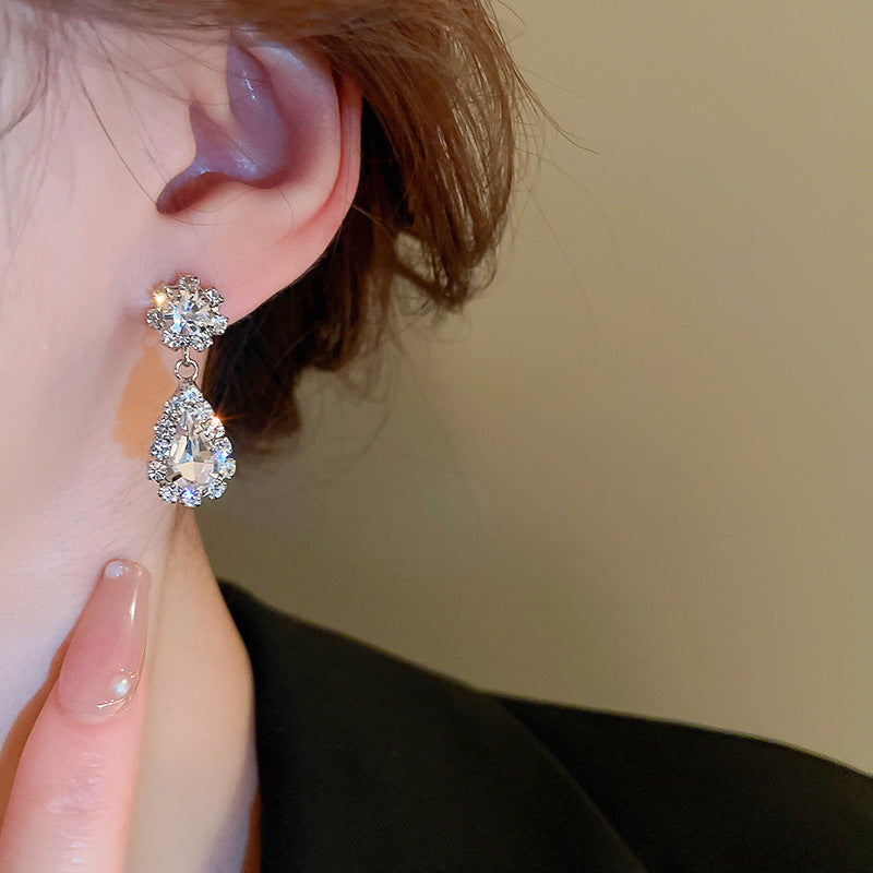 Stunning Earring for Daily Wear