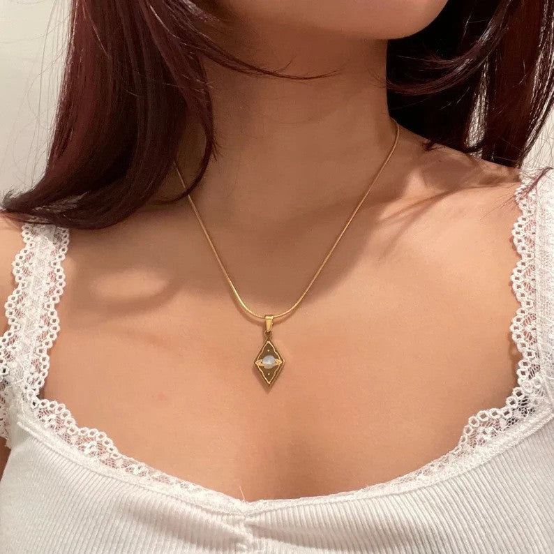 Beautiful Necklace with Unique Style