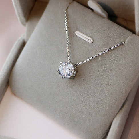 Romantic Necklace for Special Moments
