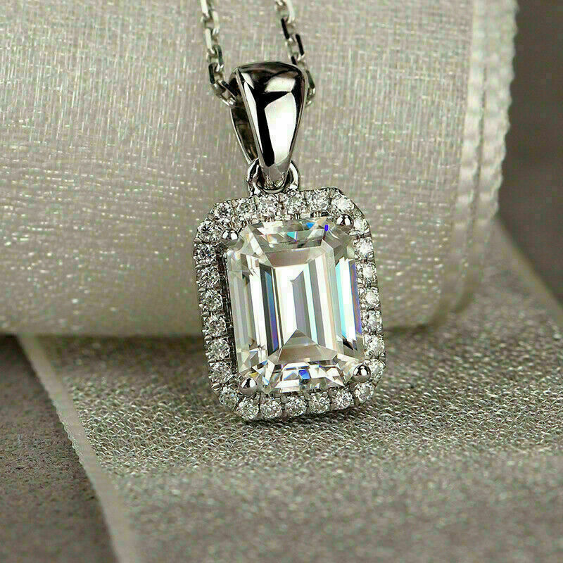 Classic Necklace with Timeless Appeal