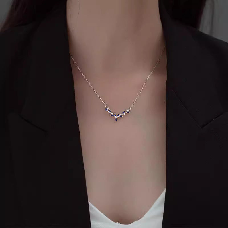 Classic Gold Necklace with Timeless Appeal