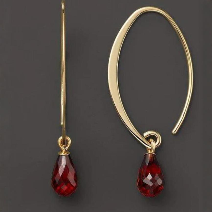Charming Earring for Any Occasion