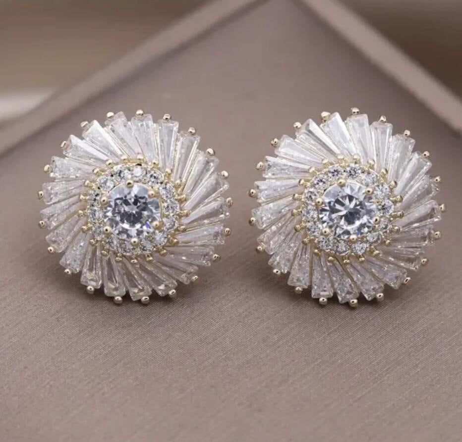 Romantic Earring for Special Moments