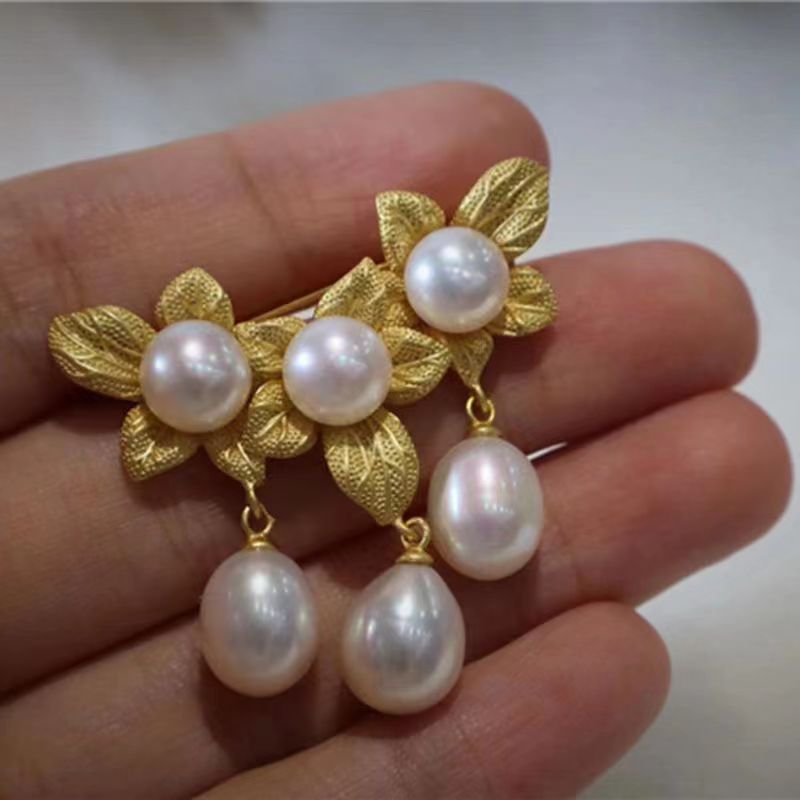 Charming Silver Piece for Any Occasion