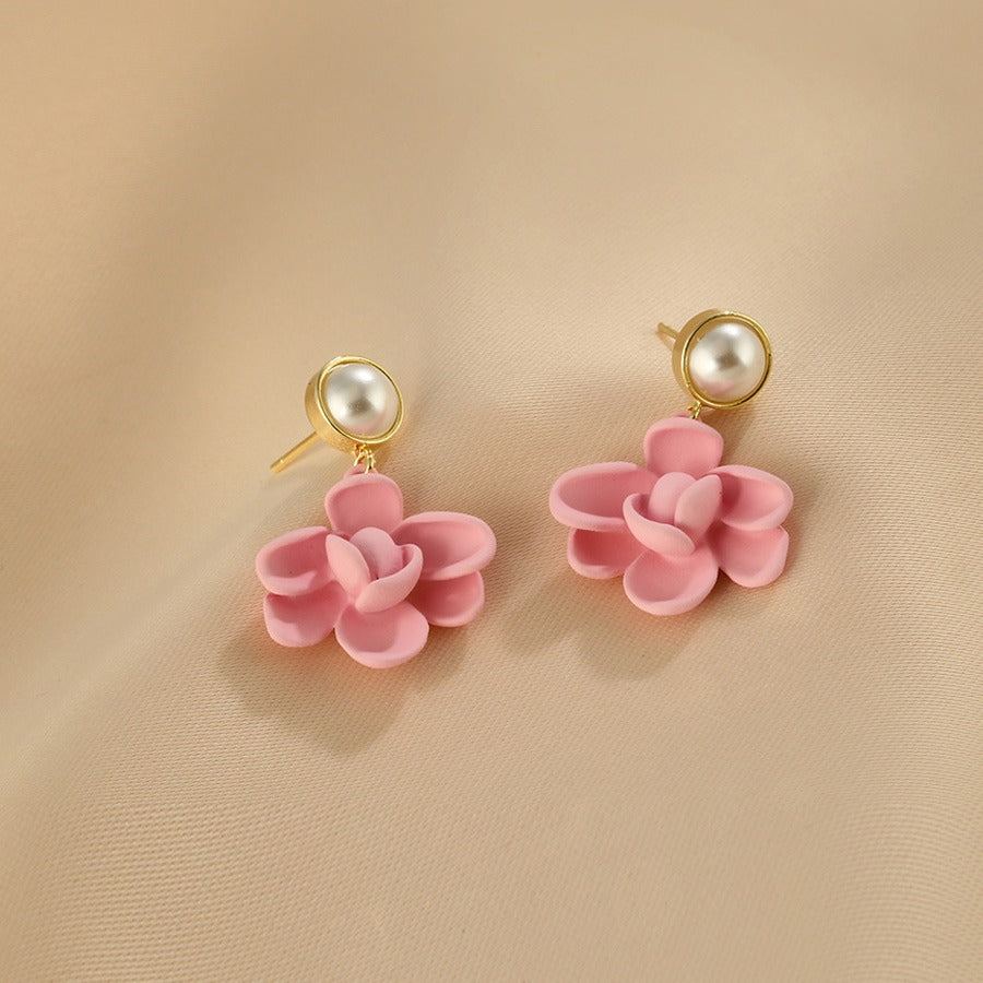 Stunning Earring for Daily Wear