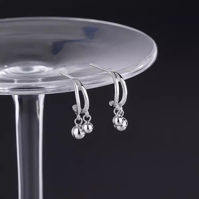 Classic Earring with Timeless Appeal