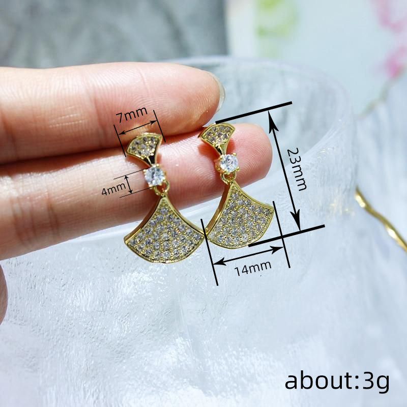 Elegant Earring for Every Occasion