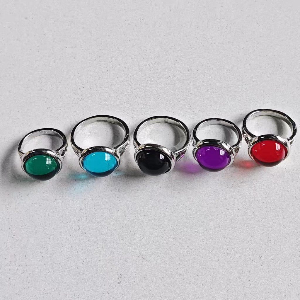 Charming Silver Ring for Any Occasion
