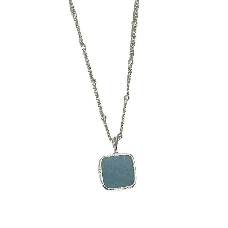 Romantic Silver Necklace for Special Moments