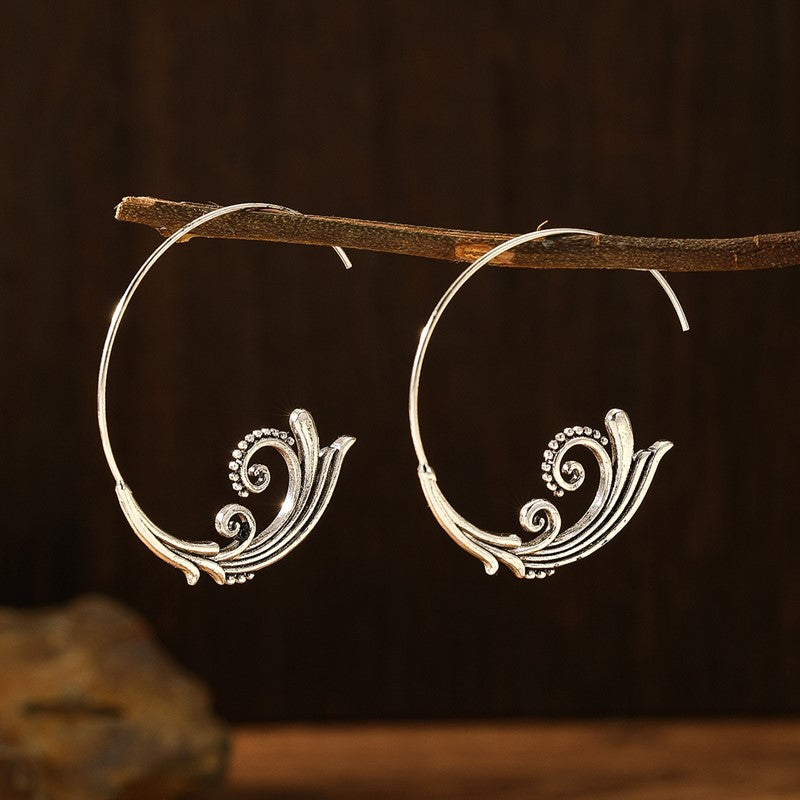 Elegant Silver Earring for Every Occasion