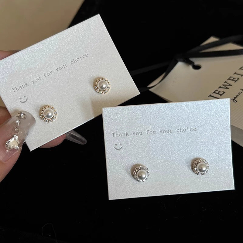 Stunning Pearl Earring for Daily Wear