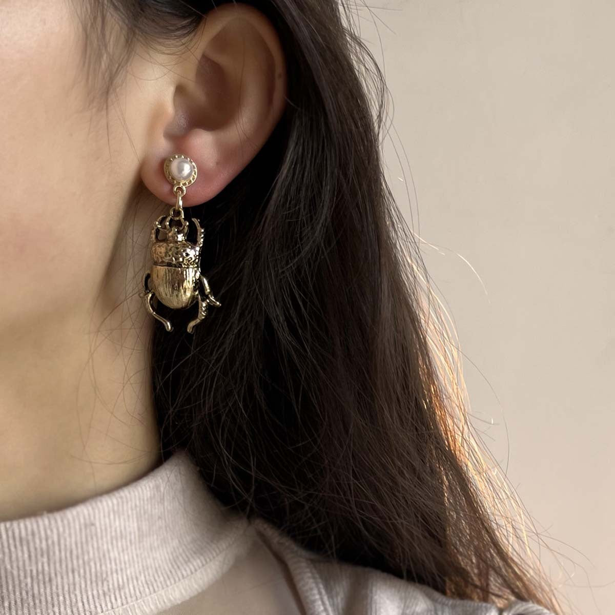 Stunning Pearl Earring for Daily Wear