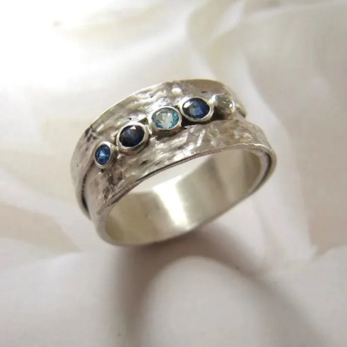 Classic Ring with Timeless Appeal