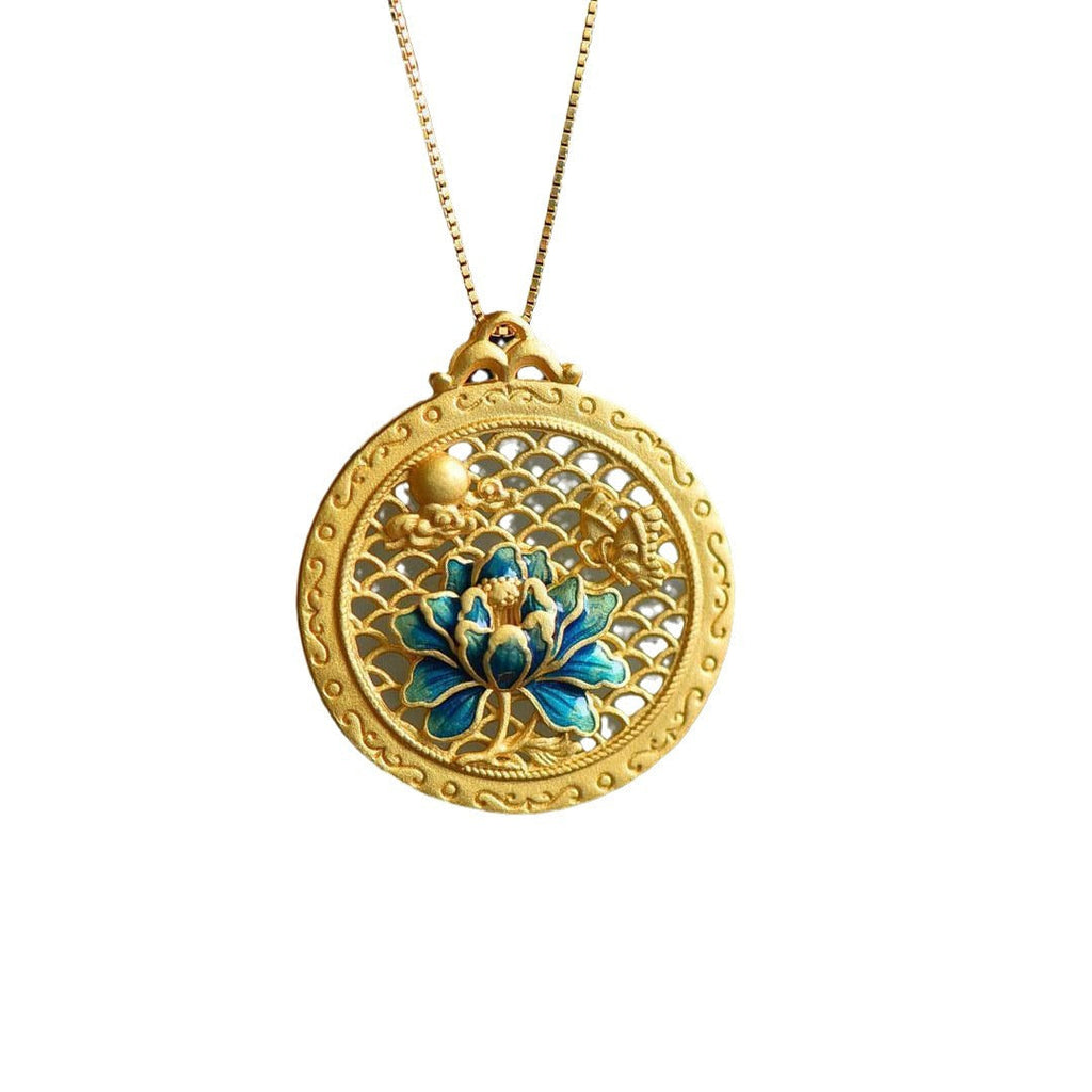 Charming Silver Necklace for Any Occasion