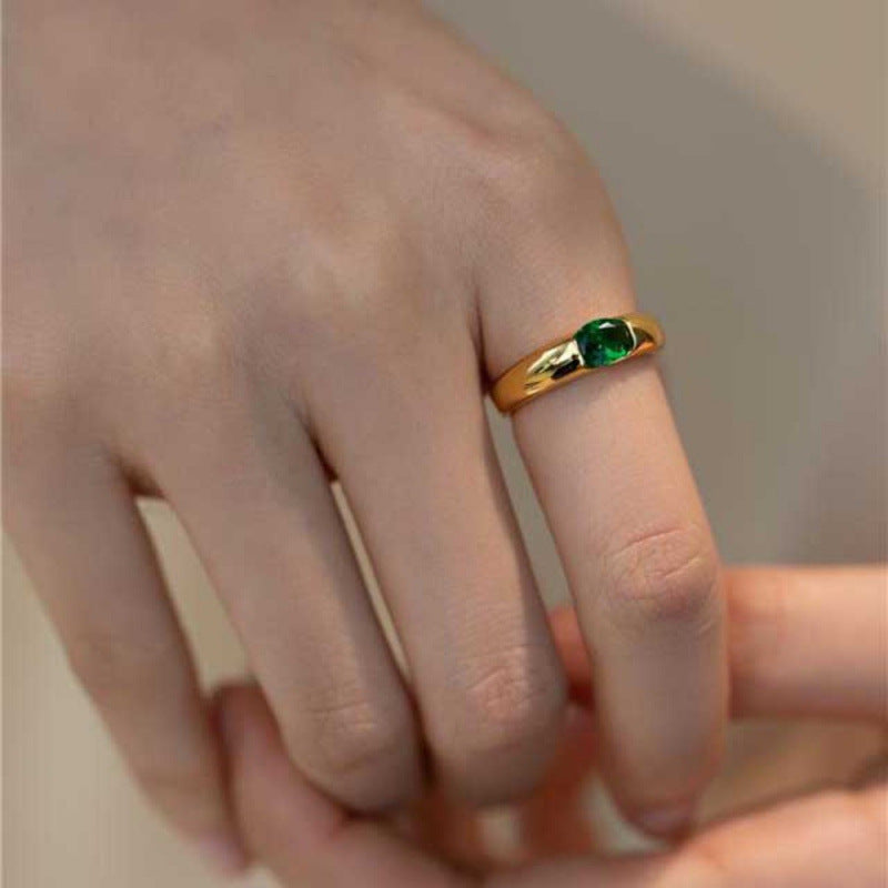 Charming Gold Ring for Any Occasion