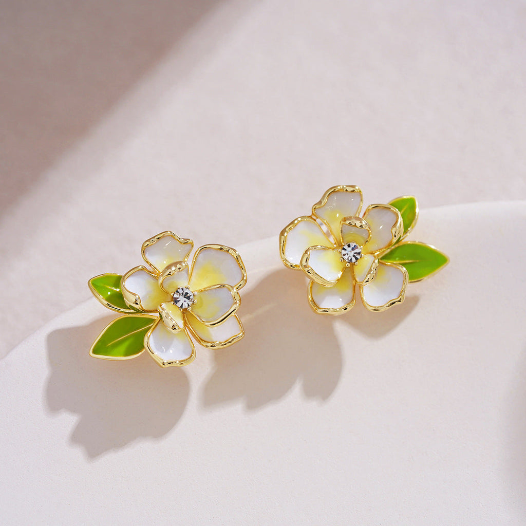 Classic Earring with Timeless Appeal