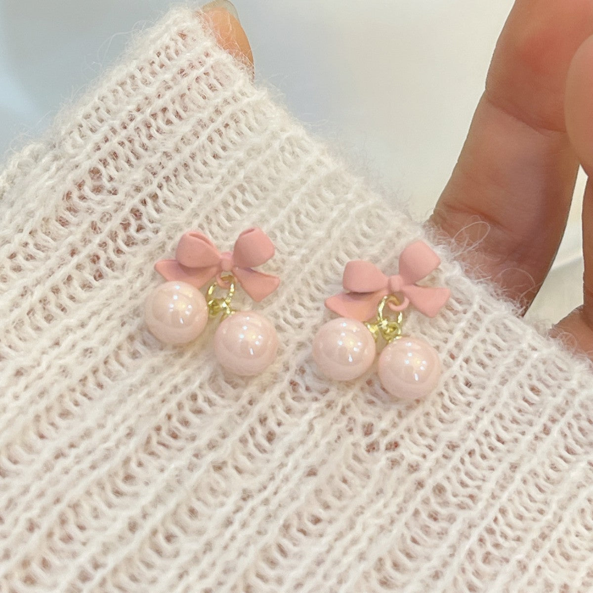 Charming Pearl Earring for Any Occasion