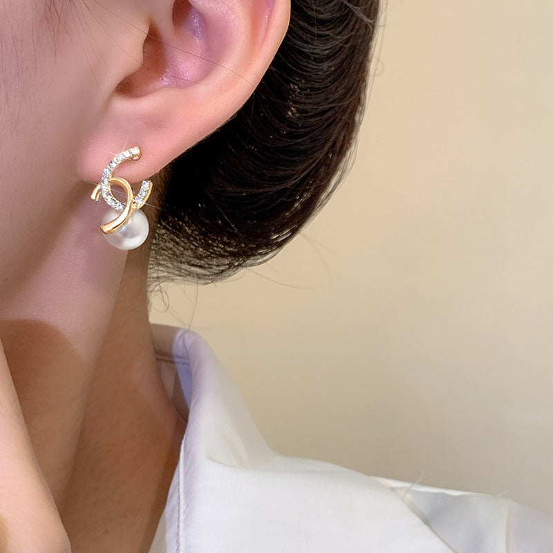 Delicate Artisan Pearl Earring