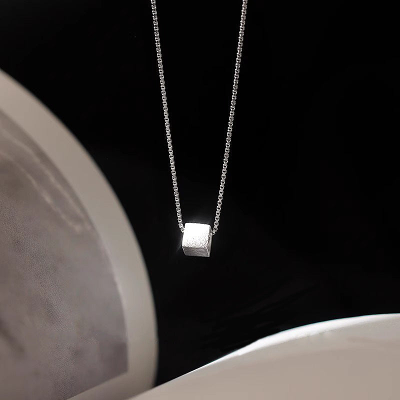 Stunning Necklace for Daily Wear