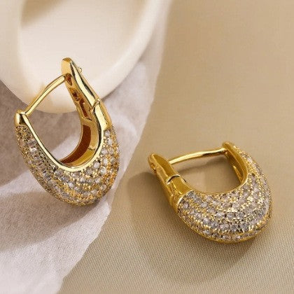 Elegant Gold Earring for Every Occasion