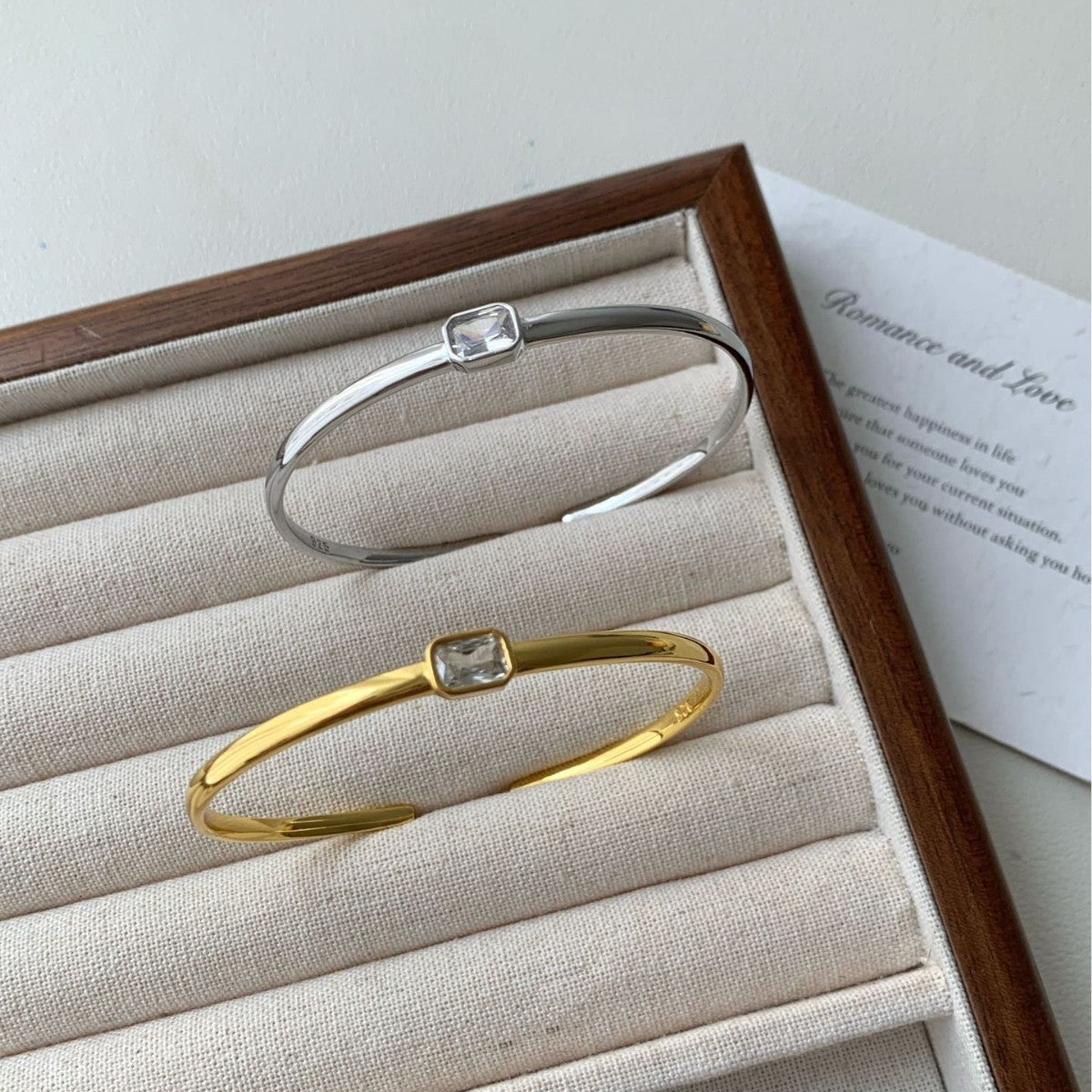 Classic Bracelet with Timeless Appeal