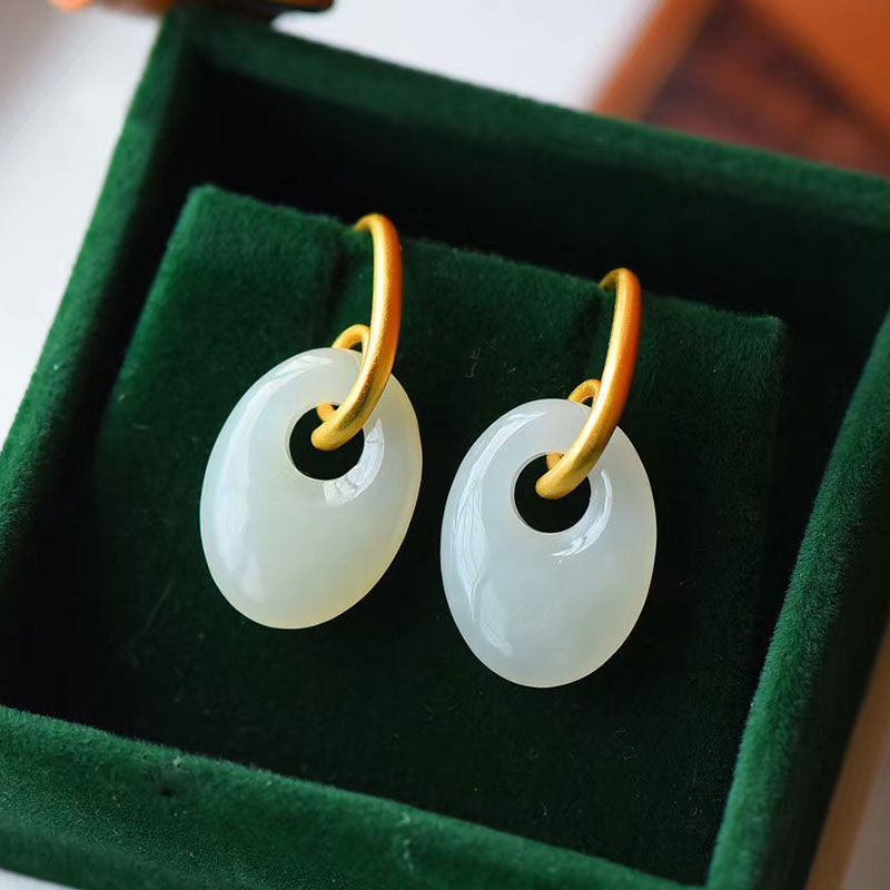 Beautiful Gold Earring with Unique Style