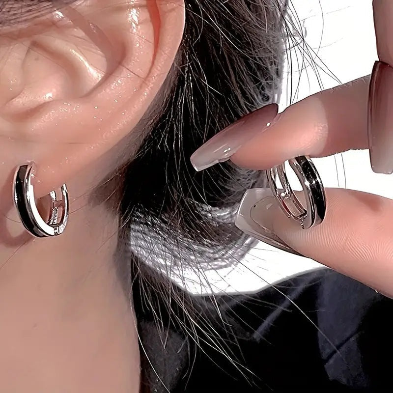 Charming Earring for Any Occasion