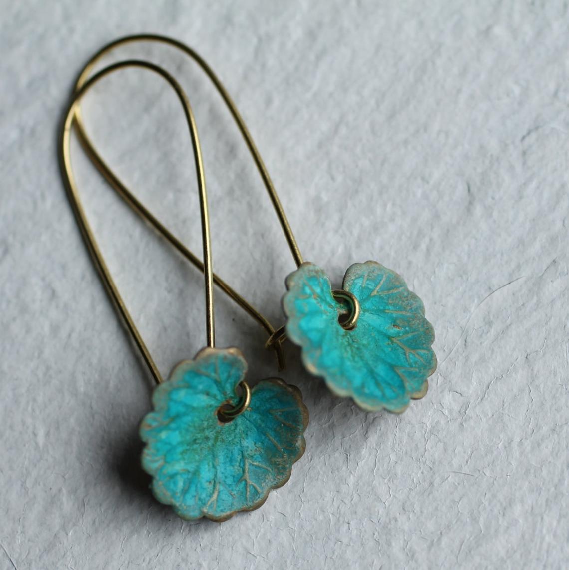 Charming Earring for Any Occasion