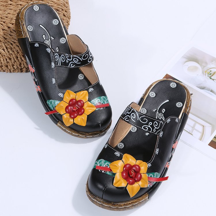 Chic Orthopedic Sandals with Unique Design