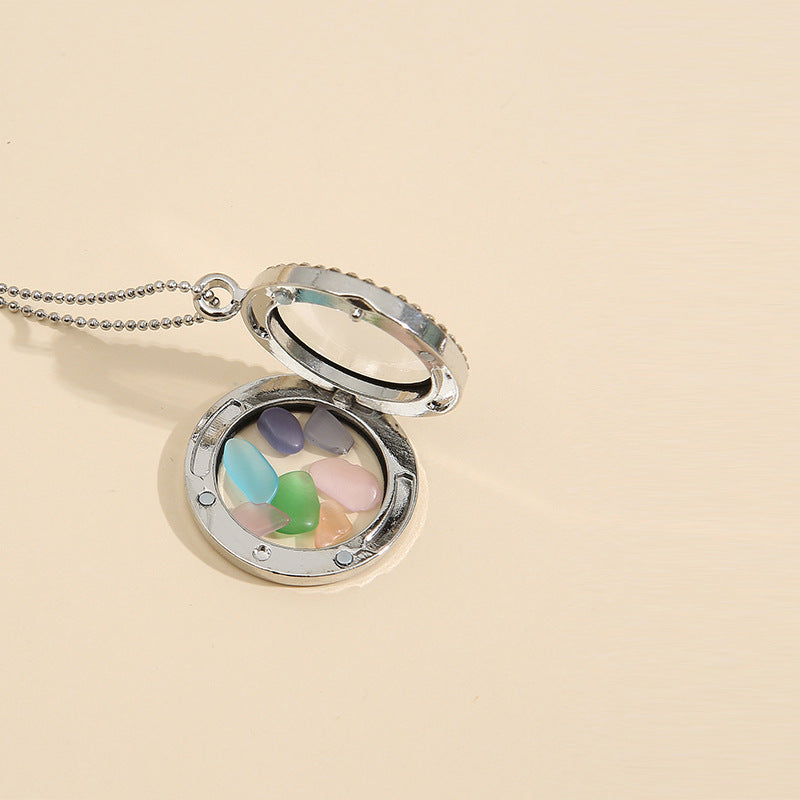 Beautiful Pendant with Unique Style