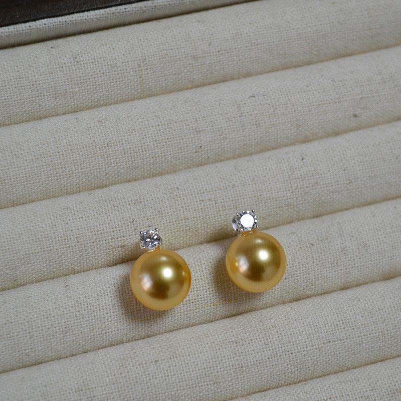 Romantic Silver Earring for Special Moments