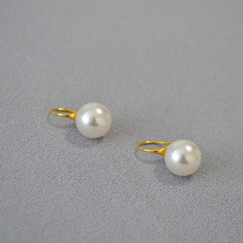 Stunning Pearl Earring for Daily Wear