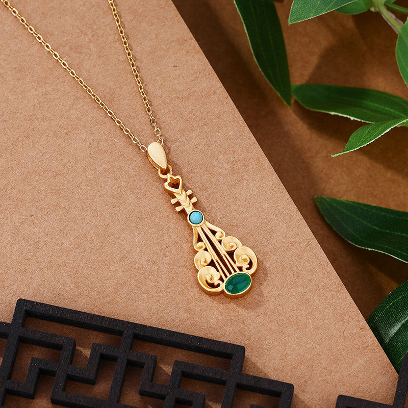 Romantic Gold Necklace for Special Moments