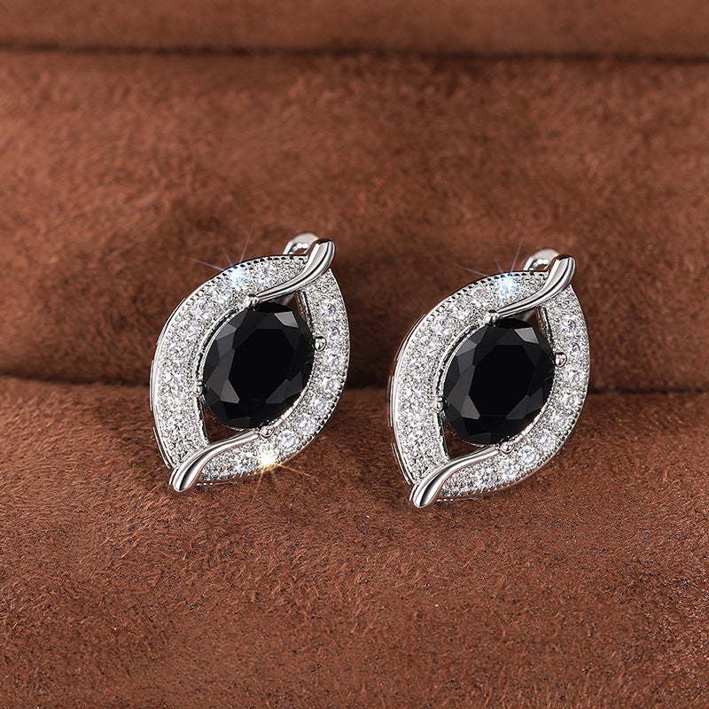 Classic Earring with Timeless Appeal