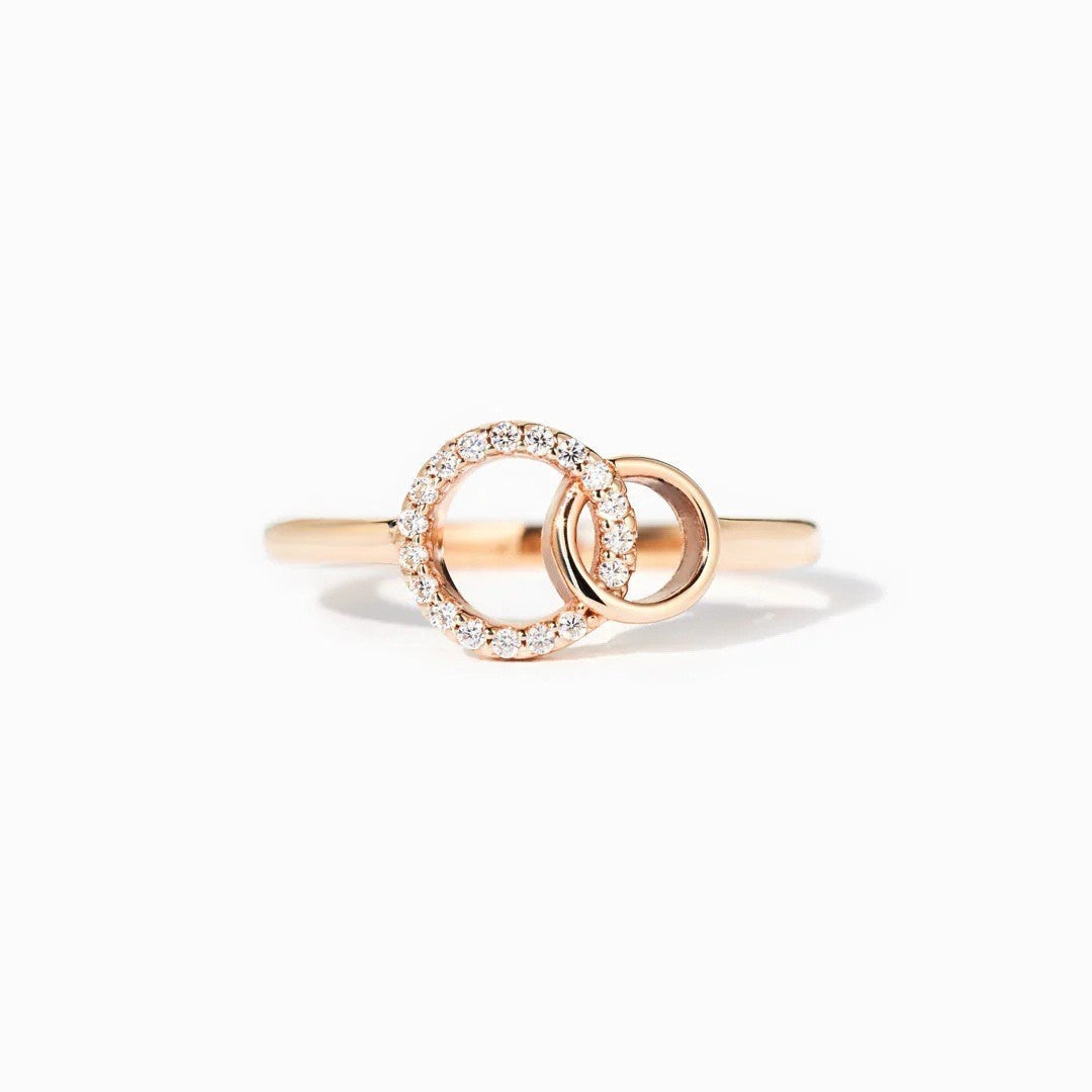 Classic Ring with Timeless Appeal