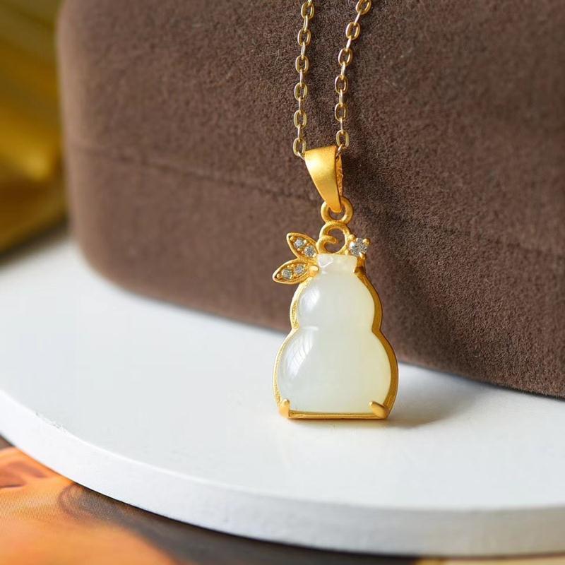 Romantic Necklace for Special Moments