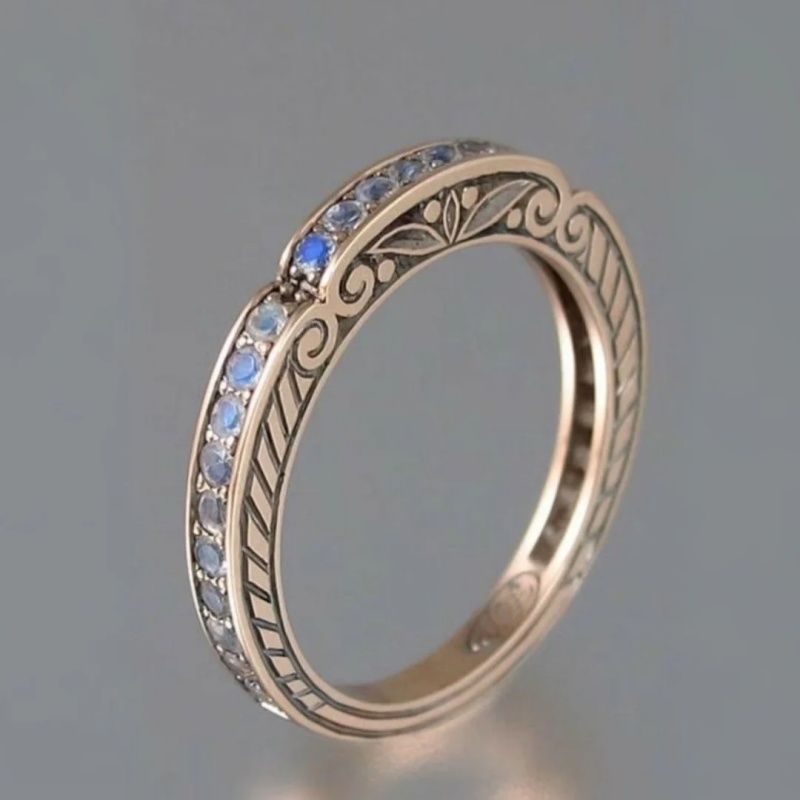Stunning Gold Ring for Daily Wear