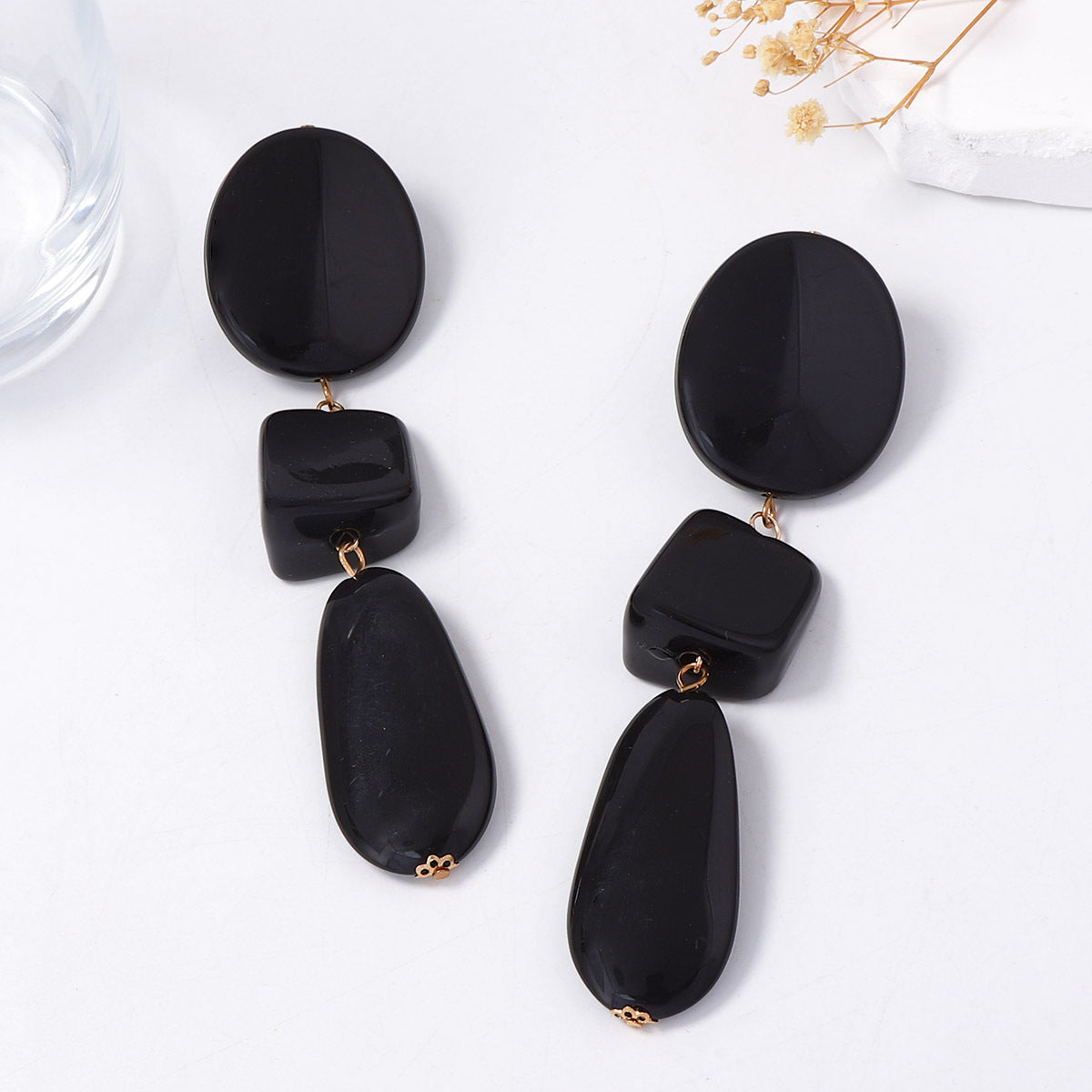 Charming Piece for Any Occasion