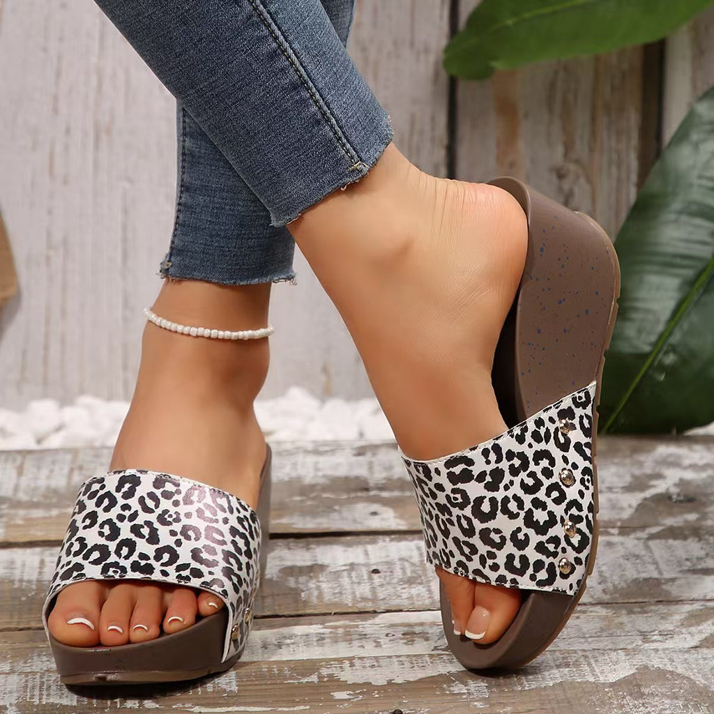 Classic Orthopedic Shoes with Timeless Style